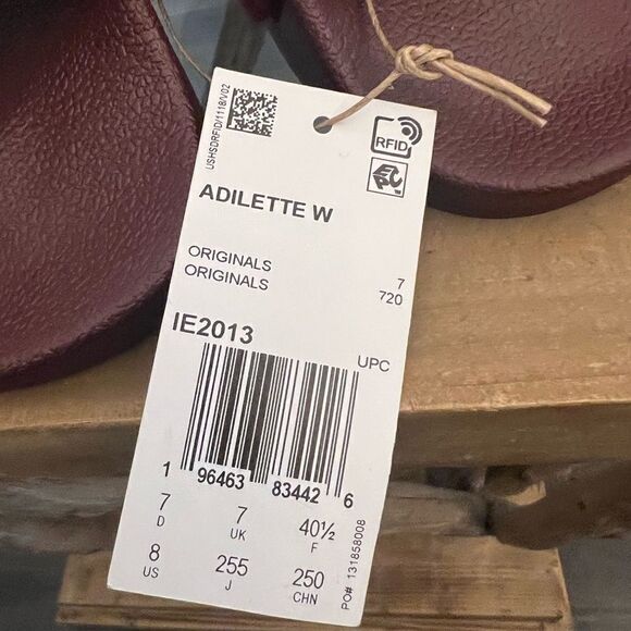 NWT women’s ADIDAS TEDDY 
SLIDES ADILETTE WITH FAUX FUR UPPER. Size 7 - Picture 6 of 6